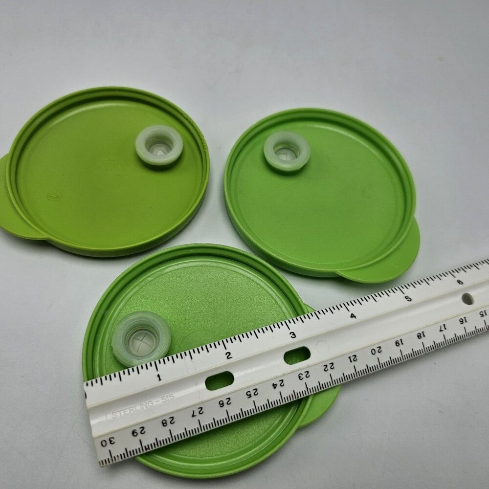 Lot 3 Tupperware Straw lid Lime green 3.25" 3912C Dripless Impressions Snap on